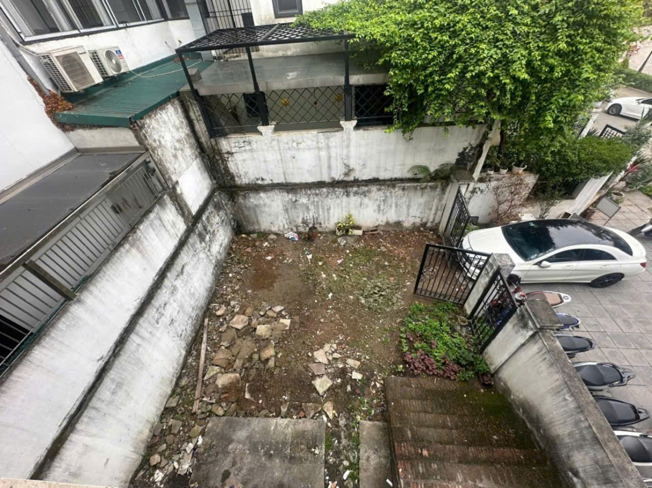 Bán nhà mặt phố Mạc Thái Tông, Trung Hòa, Cầu Giấy, Siêu đẹp, 160.7m2, 56 tỷ