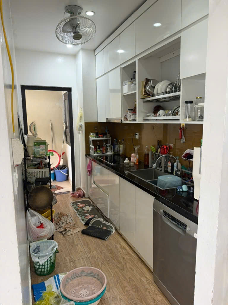 - Bán căn hộ chung cư Hateco Hoàng Mai, Hưng Thịnh, Siêu rẻ, 76.4m2, 4.3 tỷ