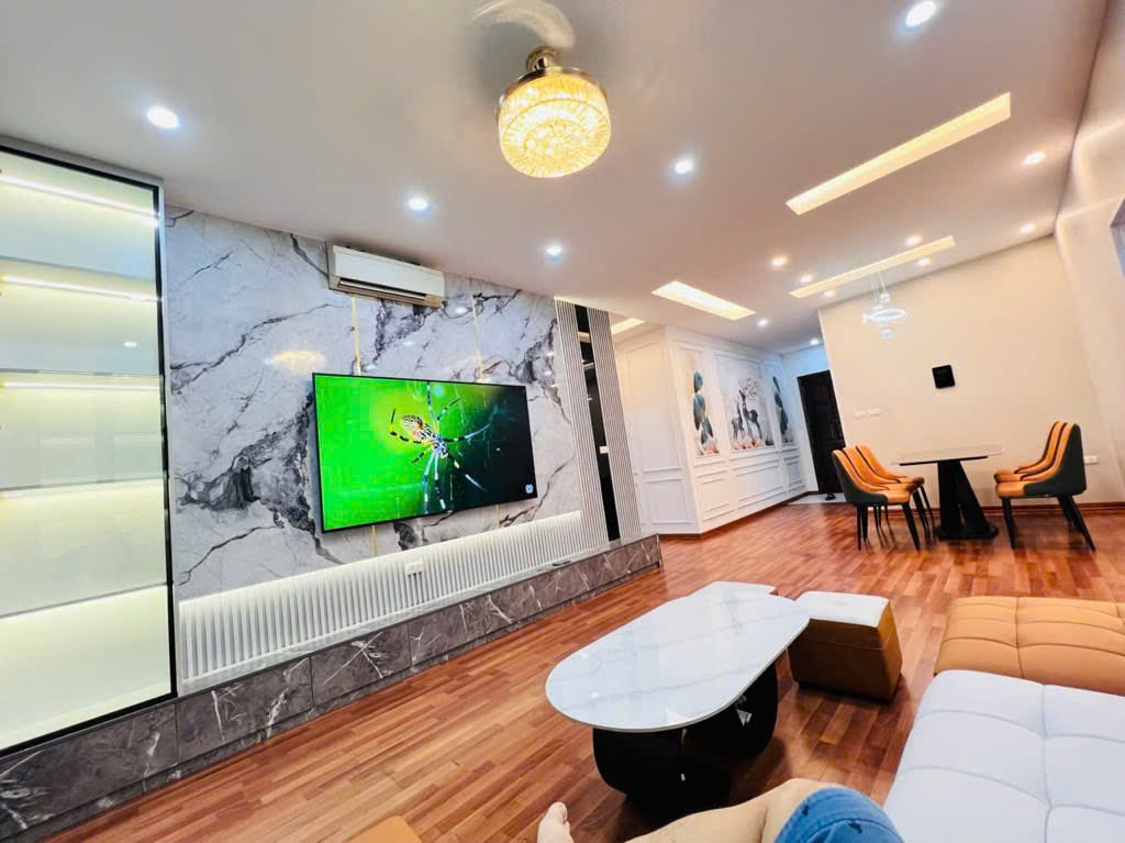 - Bán căn hộ chung cư Hạ Đình, Thanh Xuân, Siêu đẹp, 118m2, 8.6 tỷ