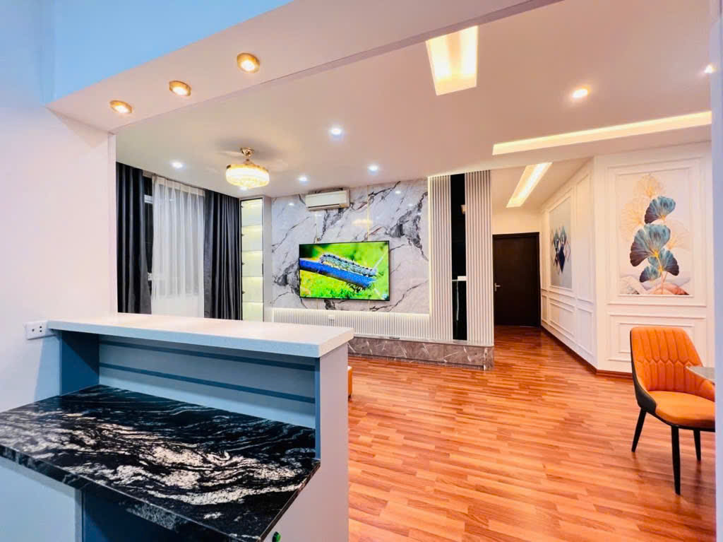 - Bán căn hộ chung cư Hạ Đình, Thanh Xuân, Siêu đẹp, 118m2, 8.6 tỷ