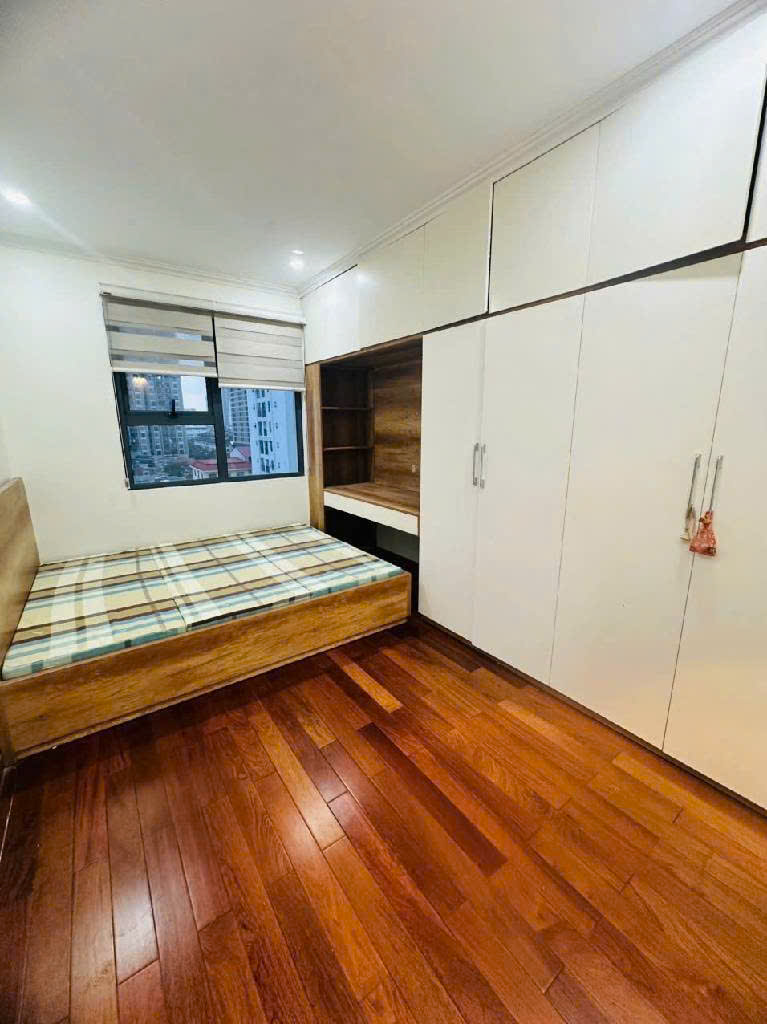- Bán căn hộ chung cư Dream Centrer Home Nguyễn Huy Tưởng, Thanh Xuân, siêu đẹp, 86m2, 7.6 tỷ