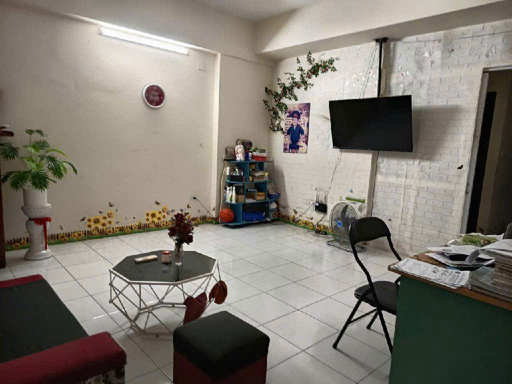 - Bán căn hộ chung cư Bùi Xương Trạch, Định Công, Hoàng Mai, Siêu đẹp, 68.6m2, 5.7 tỷ