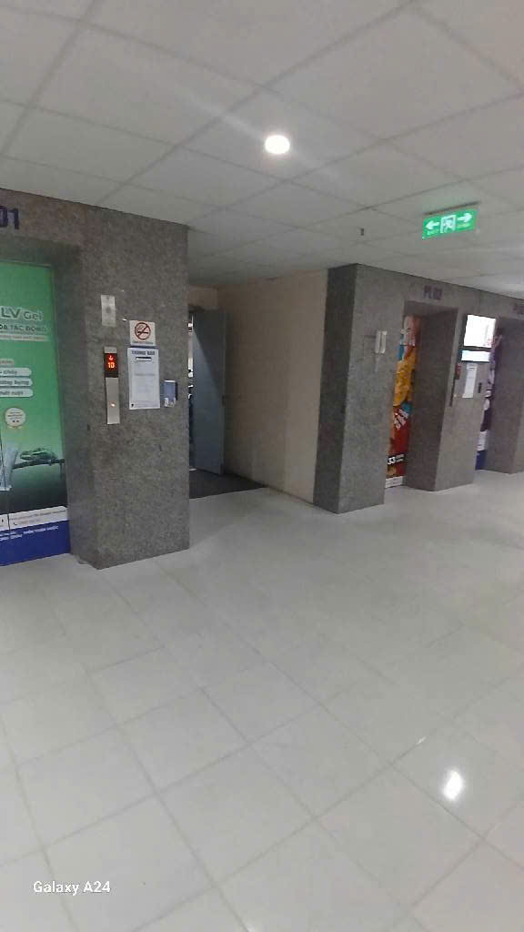 - Bán căn hộ chung cư Bùi Xương Trạch, Định Công, Hoàng Mai, Siêu đẹp, 68.6m2, 5.7 tỷ