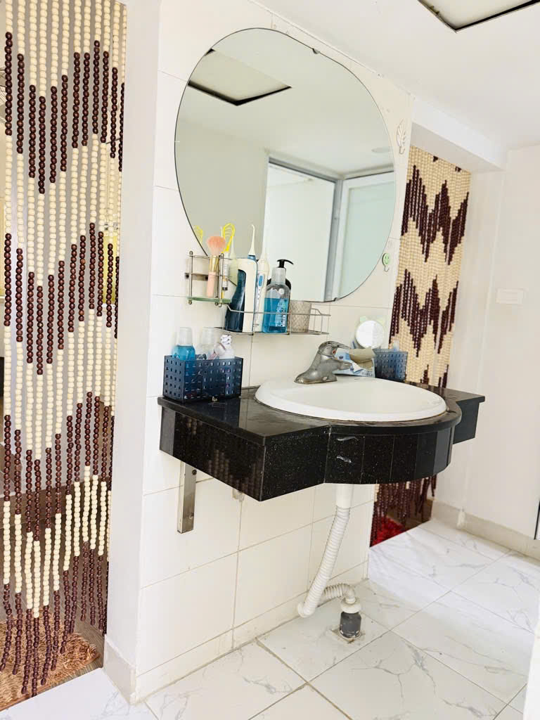 - Bán căn hộ tập thể Trần Huy Liệu, Giảng Võ, Ba Đình, Siêu rẻ, 35,2m2, giá 5.6 tỷ