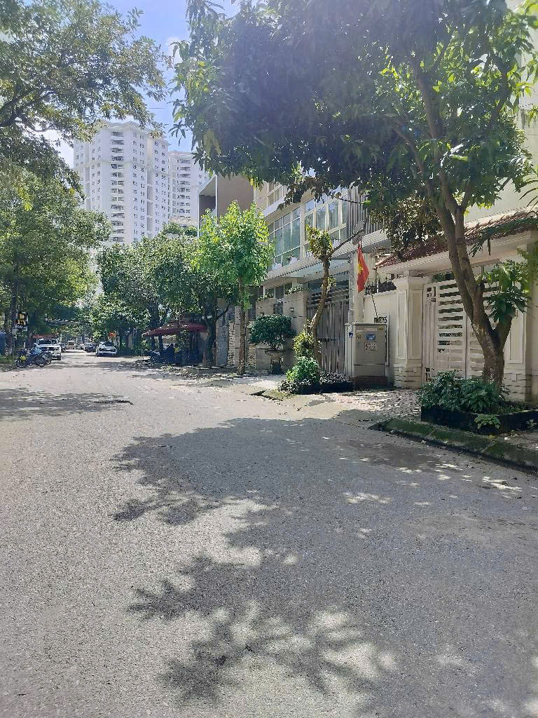 Bán nhà Khu đấu giá Tứ Hiệp, Thanh Trì, Siêu đẹp, 240m2, giá thỏa thuận