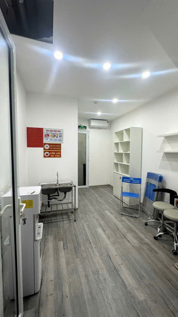 - Bán nhà mặt phố Trường Chinh, Thanh Xuân, Siêu đẹp, 52.2m2, 23.6 tỷ