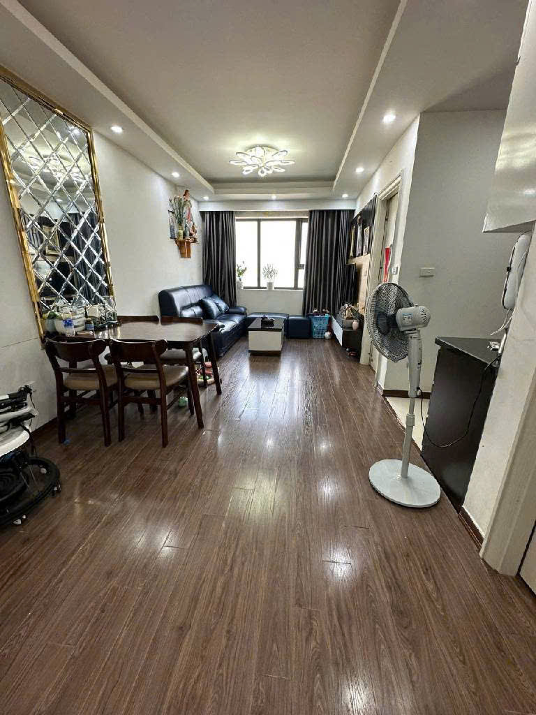 - Bán căn hộ chung cư Đồng Phát, Vĩnh Hoàng, Hoàng Mai, siêu đẹp, 62.5m2, 4.8 tỷ