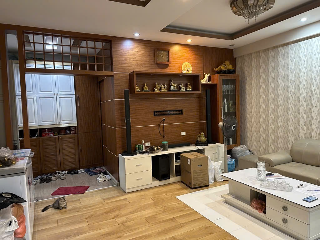 - Bán căn hộ chung cư Tam Trinh, Minh Khai, Hai Bà Trưng, Siêu đẹp, 105m2, 8.5 tỷ