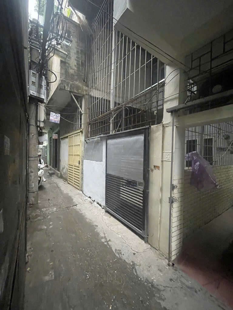 - Bán nhà Trịnh Đình Cửu, Định Công, Hoàng Mai, 56.2m2, 11.85 tỷ