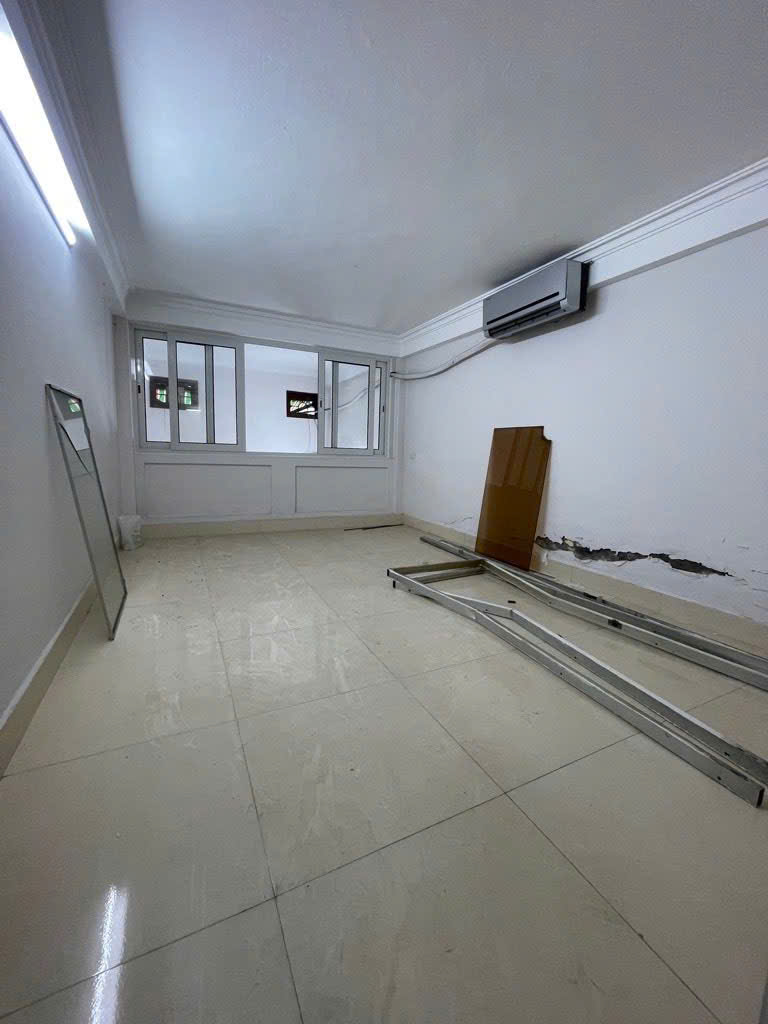 - Bán nhà mặt phố Nguyễn An Ninh, Tương Mai, Hoàng Mai, Siêu đẹp, 36.1m2, 16.3 tỷ