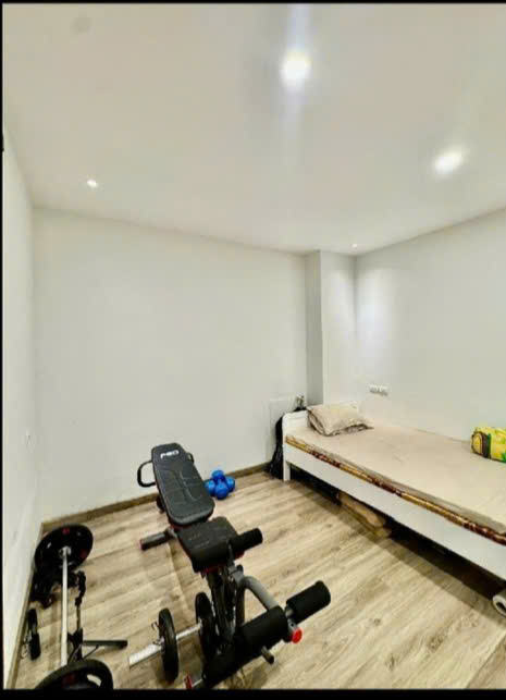 Bán căn hộ chung cư Trần Quý Kiên, Cầu Giấy, Siêu đẹp, 63m2, 6.45 tỷ