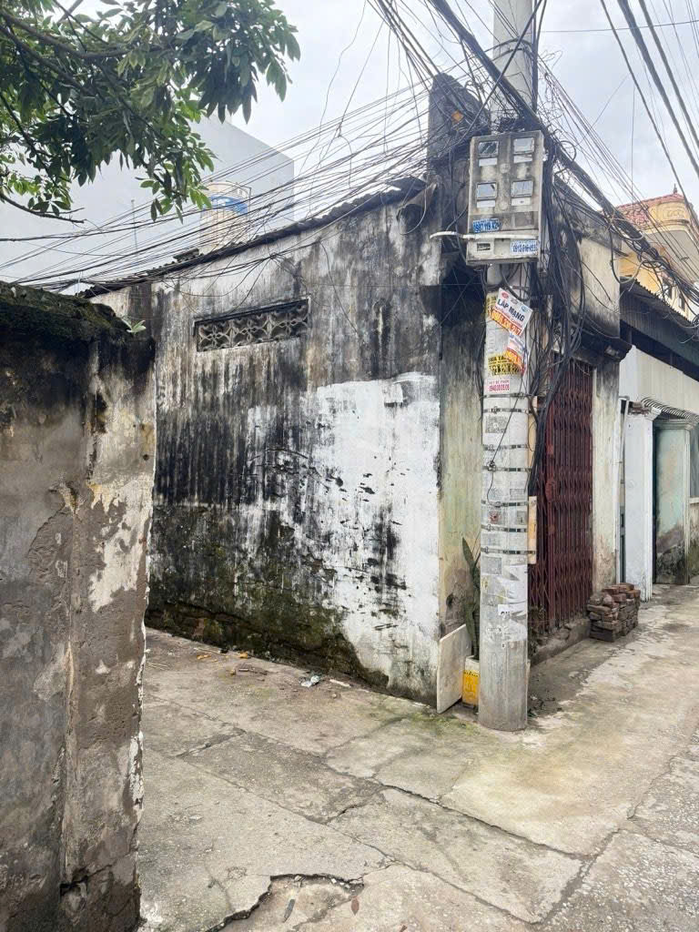 - Bán đất tặng nhà cấp 4, Tự Khoát, Ngũ Hiệp, Thanh Trì, 37.7m2, 5.1 tỷ