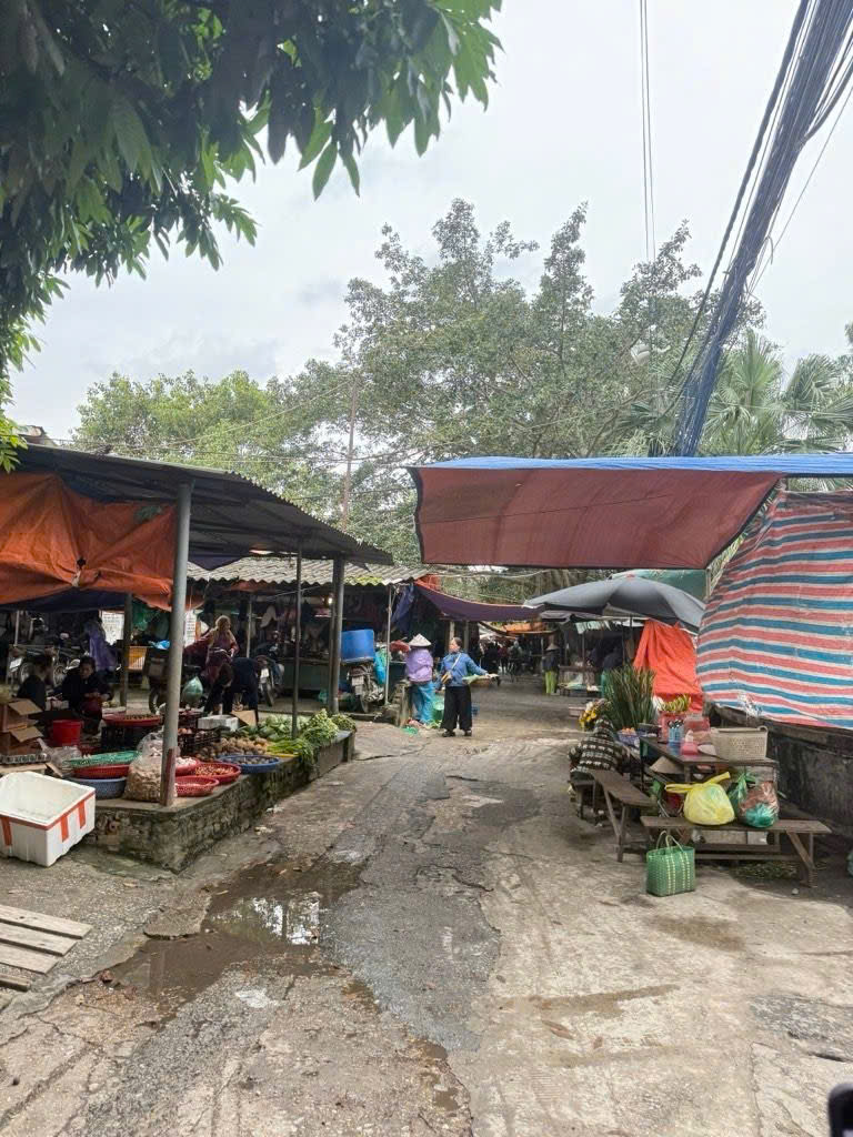 - Bán đất tặng nhà cấp 4, Tự Khoát, Ngũ Hiệp, Thanh Trì, 37.7m2, 5.1 tỷ