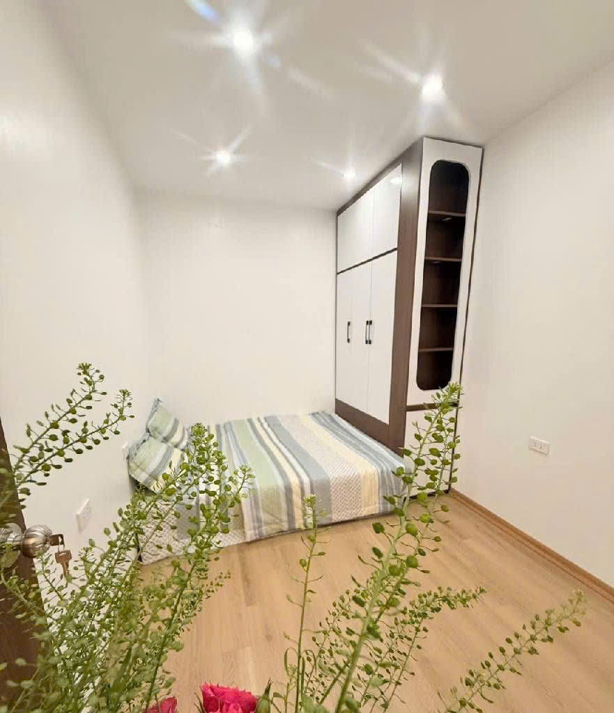 - Bán căn hộ chung cư Hoàng Đạo Thúy, Yên Hòa, Cầu Giấy, siêu đẹp, 51m2, 5.68 tỷ