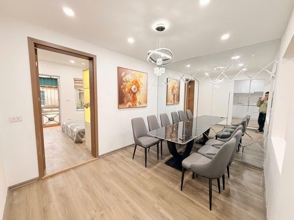 - Bán căn hộ tập thể ngân hàng Giải Phóng, Hoàng Mai, siêu đẹp, 38.1m2, 4.65 tỷ