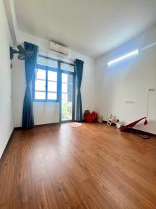 Bán căn hộ chung cư Nguyễn Bồ, Tứ Hiệp, Thanh Trì, siêu rẻ, 66.1m2, 3.85 tỷ