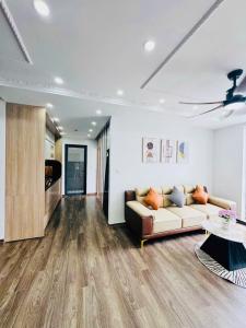 Bán căn hộ chung cư Smile Building Nguyễn Cảnh Dị, Hoàng Mai, Siêu đẹp, 73.5m2, 5.65 tỷ