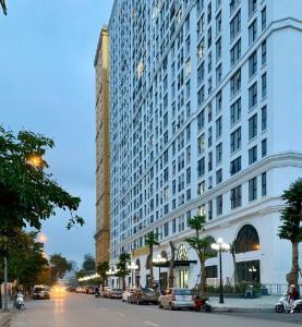 - Bán căn hộ chung cư Giảng Võ, Nam Cao, Siêu đẹp, 84m2, 10.95 tỷ