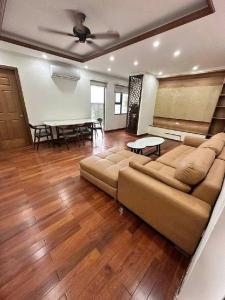 - Bán căn hộ chung cư Dream Centrer Home Nguyễn Huy Tưởng, Thanh Xuân, siêu đẹp, 86m2, 7.6 tỷ