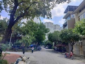 Bán nhà Khu đấu giá Tứ Hiệp, Thanh Trì, Siêu đẹp, 240m2, giá thỏa thuận