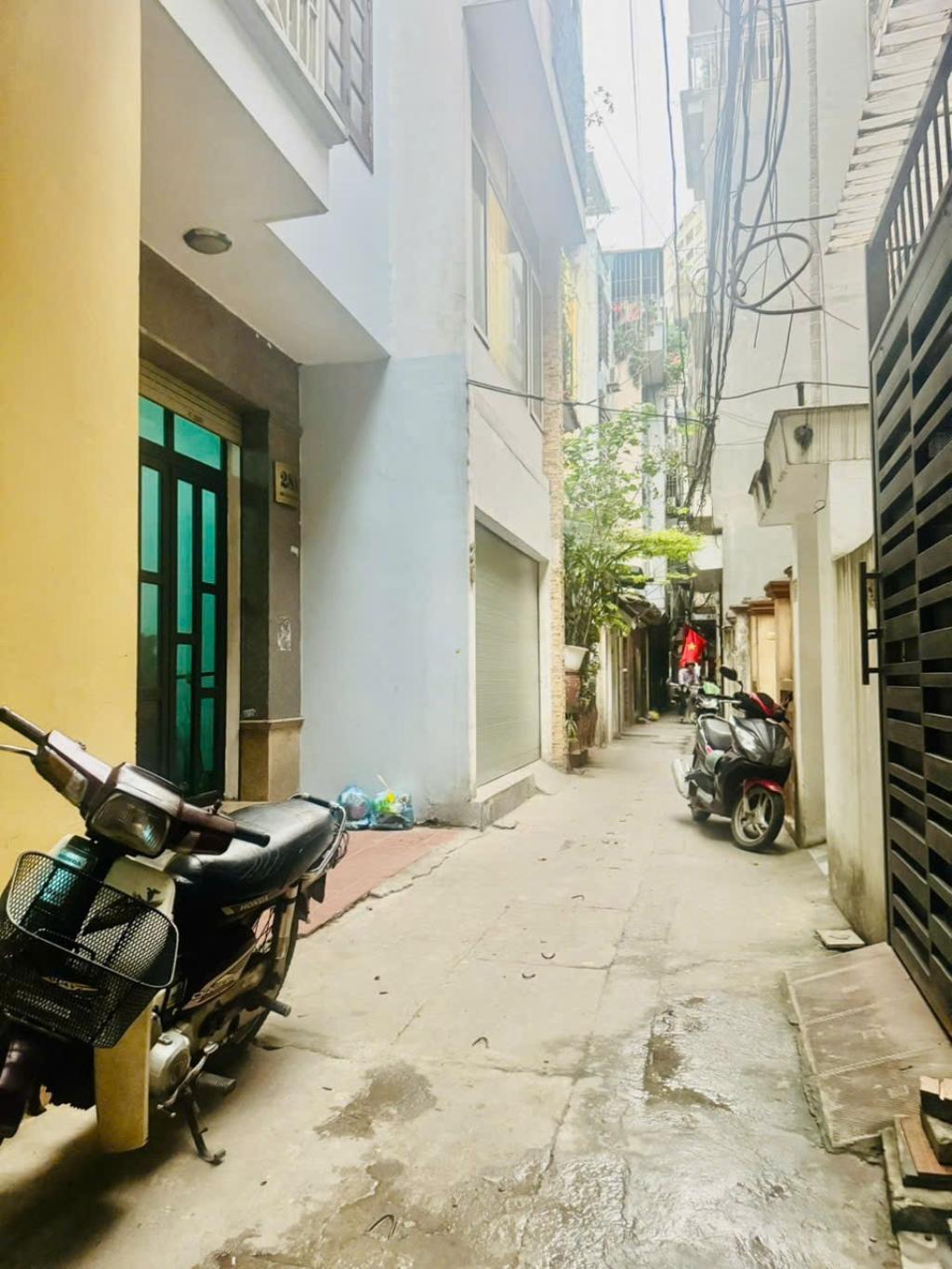 BÁN NHÀ PHỐ VŨ TRỌNG PHỤNG, THANH XUÂN, SỔ ĐỎ, VỊ TRÍ VÀNG 62M2 X 4 TẦNG CHỈ 11 TỶ