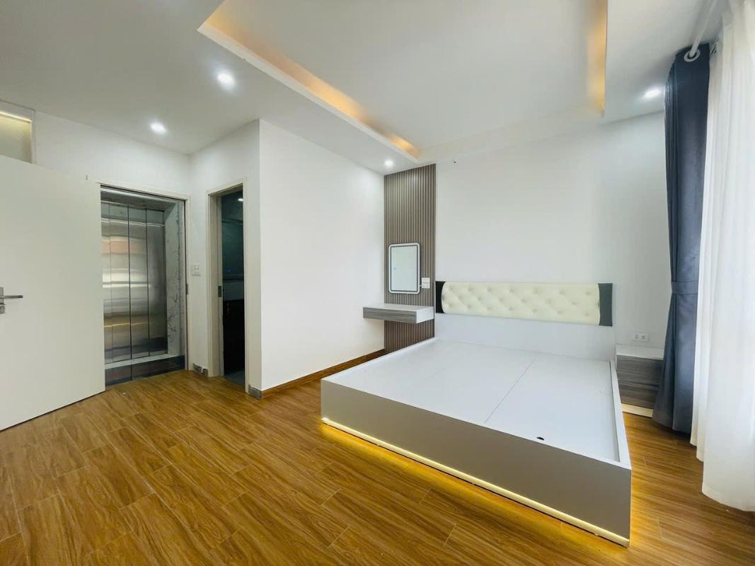 Bán Nhà 35m2 x 7 tầng tại phố Vũ Tông Phan, Thanh Xuân, chỉ 12,5 tỷ siêu hot LH 082.996.8289