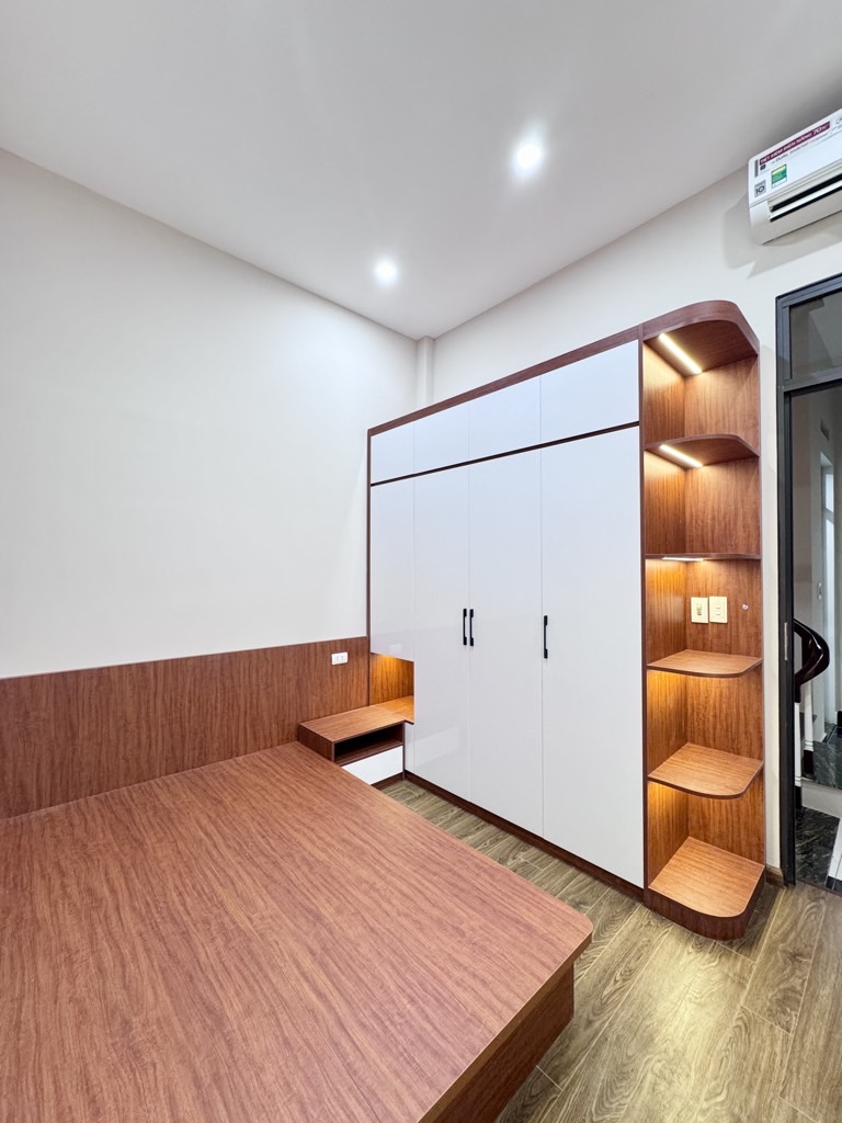 Bán Nhà phố Khương Trung 40m2 x 4T x 8,8 tỷ ô tô, Kinh doanh