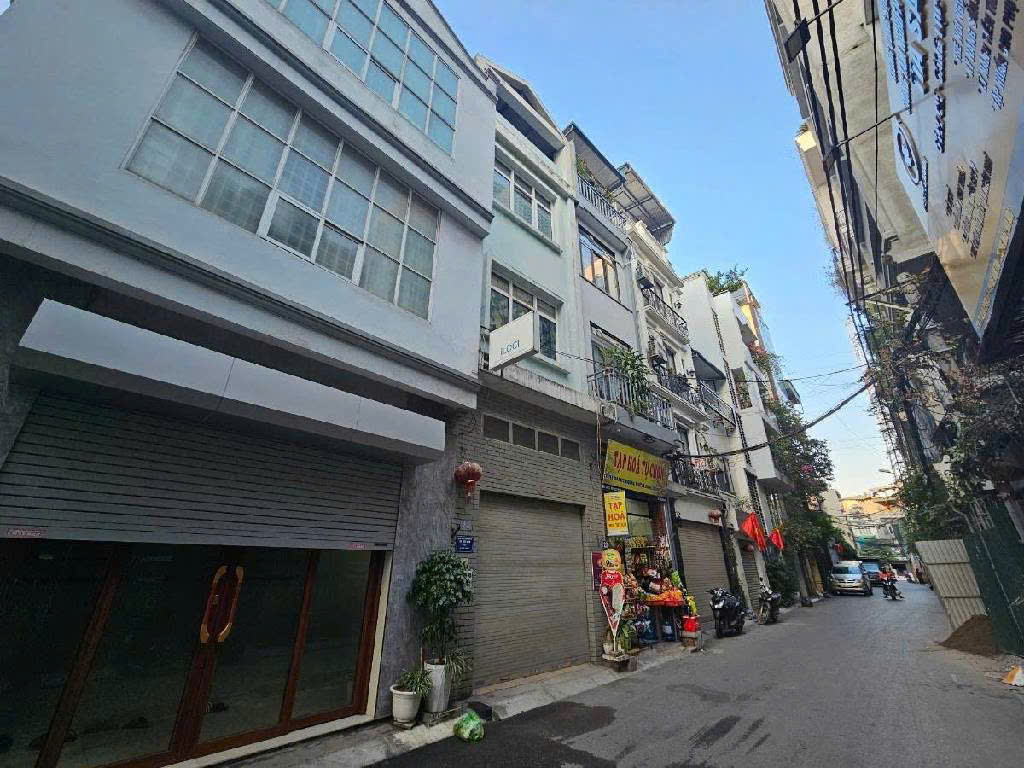 THANG MÁY -- PHỐ LẠC TRUNG -- ÔTÔ NGỦ NHÀ -- 51M2 CHỈ HƠN 13 TỶ