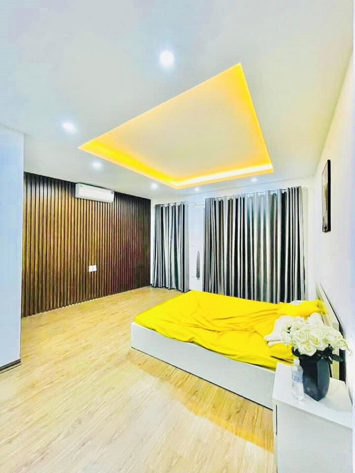 Bán nhà Phố THANH NHÀN, 50m2, 5 Tầng Thang Máy, Nhà Mới, Ngõ Xe Ba Gác Đỗ, 6 Ngủ KK, Giá 8.58 tỷ.