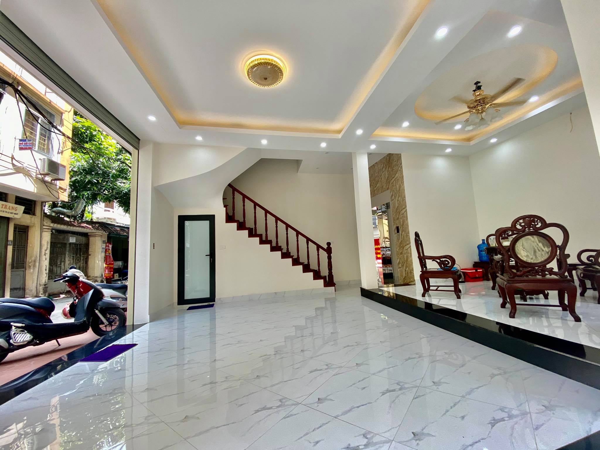 Bán căn góc 3PN View trực diện Sông DT 86m2, căn hộ Q7 Riverside đường Đào Trí, nhà mới 100%