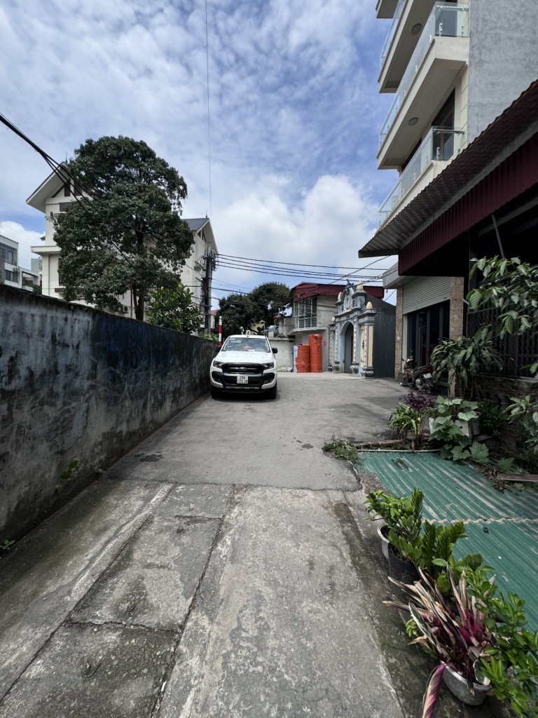 Bán nhà-Xuân Phương-95m2-Ô tô 16 chỗ ngủ nhà-Giá 12 Tỷ