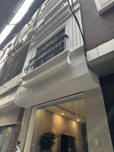 Nhà Đẹp Mỹ Đình-41M2-Ngõ Rộng-Gần SVĐ-Full Nội Thất-Nhà Đẹp Ở Ngay-Giá 8.15Tỷ