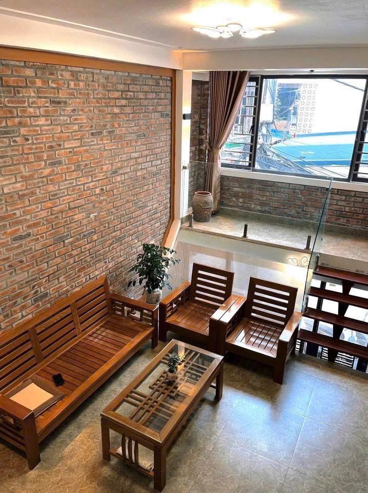 NGỌC THỤY - LONG BIÊN, NHÀ DÂN XÂY KIÊN CỐ, Ô TÔ VÀO NHÀ, NGÕ THÔNG, VỊ TRÍ CỰC ĐẸP GẦN TRƯỜNG CÁC CẤP VÀ CHỢ, ĐẦY ĐỦ TIỆN ÍCH, 7.6 TỶ (CTL)