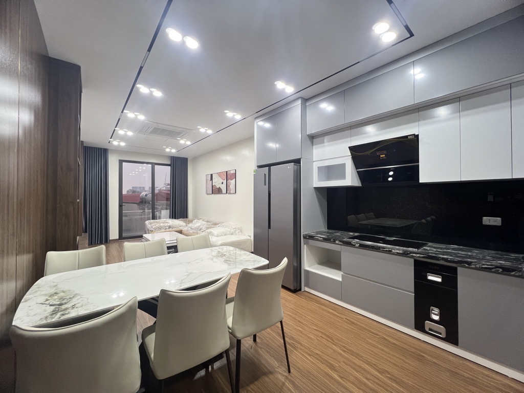 NGUYỄN VĂN CỪ - LONG BIÊN, CHỦ NHIỆT GIẢM CHÀO 400TR, NHÀ XÂY MỚI FULL NỘI THẤT CHỈ VIỆC XÁCH VALI VÀO Ở, NẰM Ở KHU VỰC HÀNG KHÔNG HƯỞNG TRỌN NHỮNG TIỆN ÍCH XỊN SÒ NHẤT QUẬN LONG BIÊN, ĐẦY ĐỦ TIỆN ÍCH CHẢ THIẾU THỨ GÌ, 9.6 TỶ (CTL)