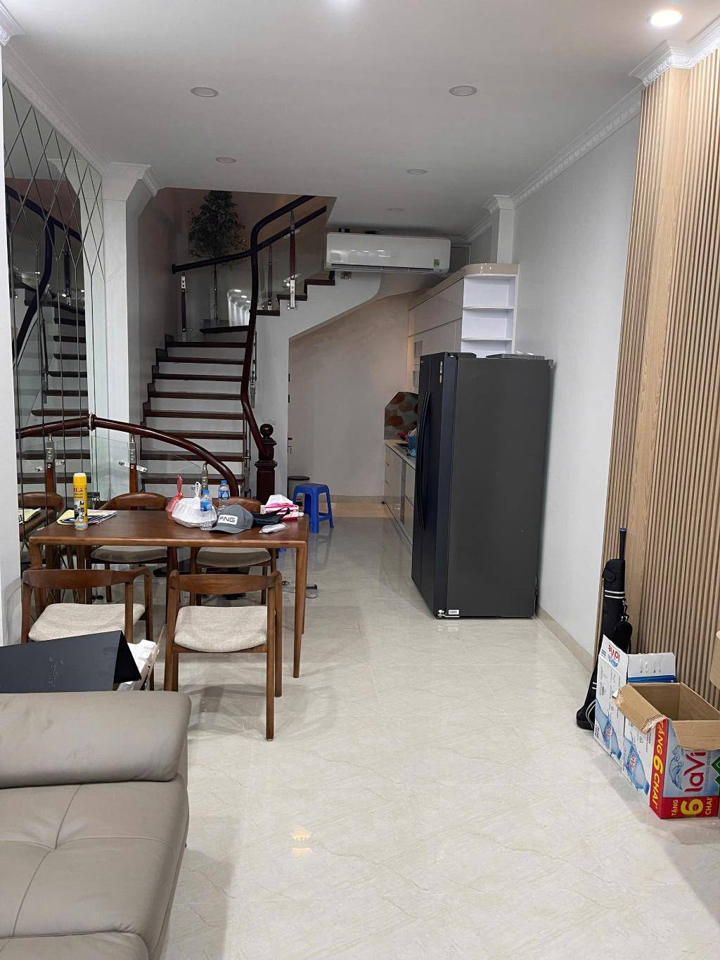 THẠCH BÀN - LONG BIÊN, NHÀ ĐẸP CHỦ XÂY KIÊN CỐ FULL NỘI THẤT, 10M RA ĐƯỜNG Ô TÔ ĐI, GIÁ 7.95 TỶ (CTL).