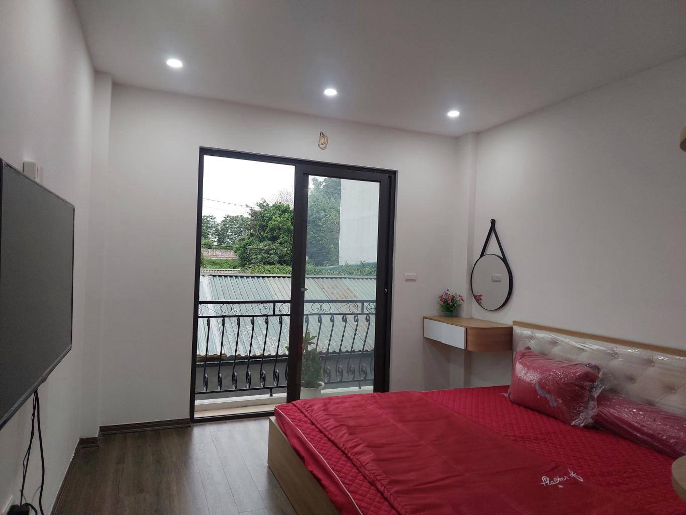 BÁT KHỐI - LONG BIÊN, NHÀ PHÂN LÔ XÂY MỚI ĐẦY ĐỦ NỘI THẤT, CÁCH 1 NHÀ RA ĐƯỜNG Ô TÔ ĐI, GIÁ 6.95 TỶ (CTL).