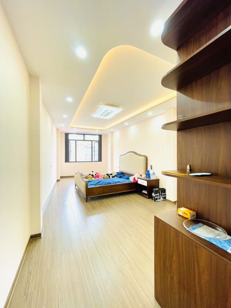 Nhà Đẹp Hoàng Mai - 30m² x 5 tầng - ô tô đỗ cửa - ngõ thông