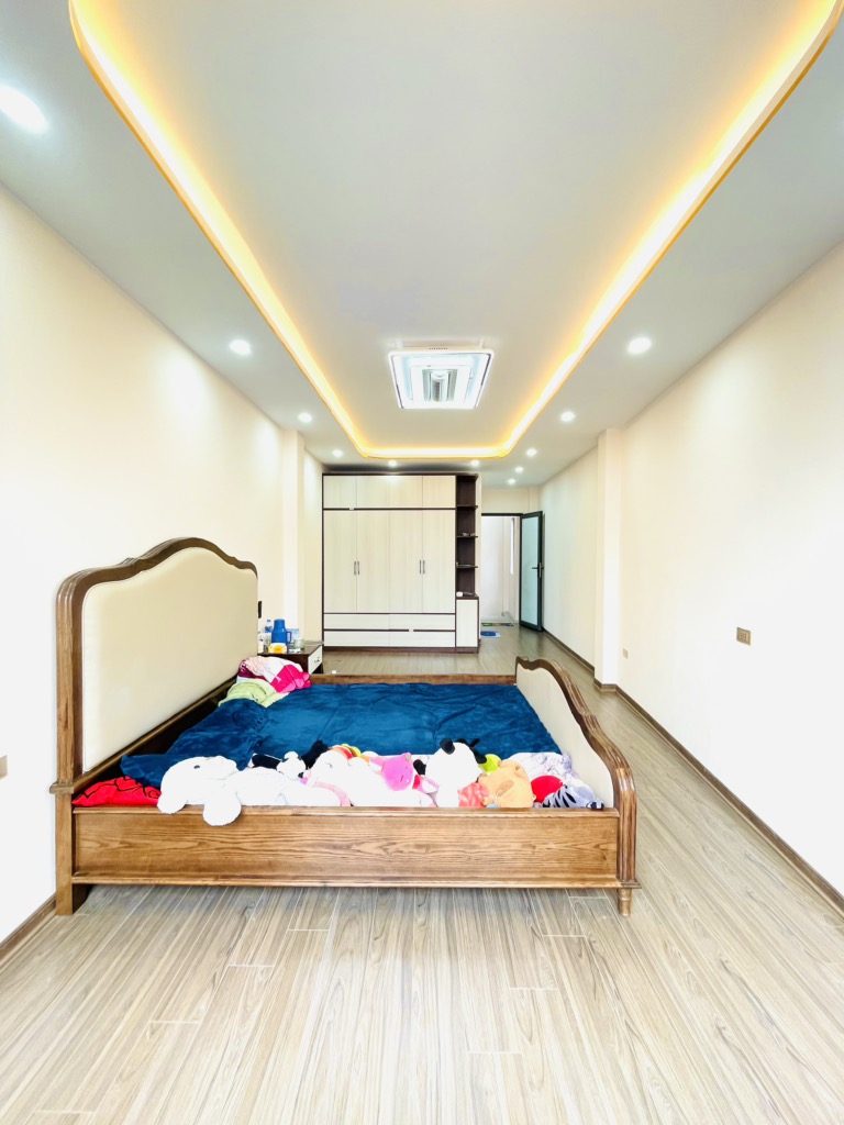 Nhà Đẹp Hoàng Mai - 30m² x 5 tầng - ô tô đỗ cửa - ngõ thông