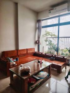 cần bán căn hộ 18t2 diện tích66m full đồ giá 3,1 tỷ
