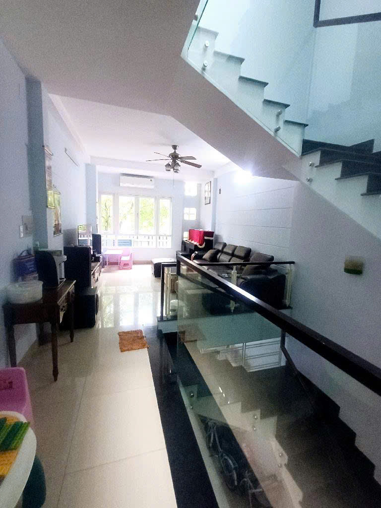 Nhà đẹp đón Tết KDC Tân Quy Đông Quận 7. View công viên. 76m2. Giá: 15,8 tỷ