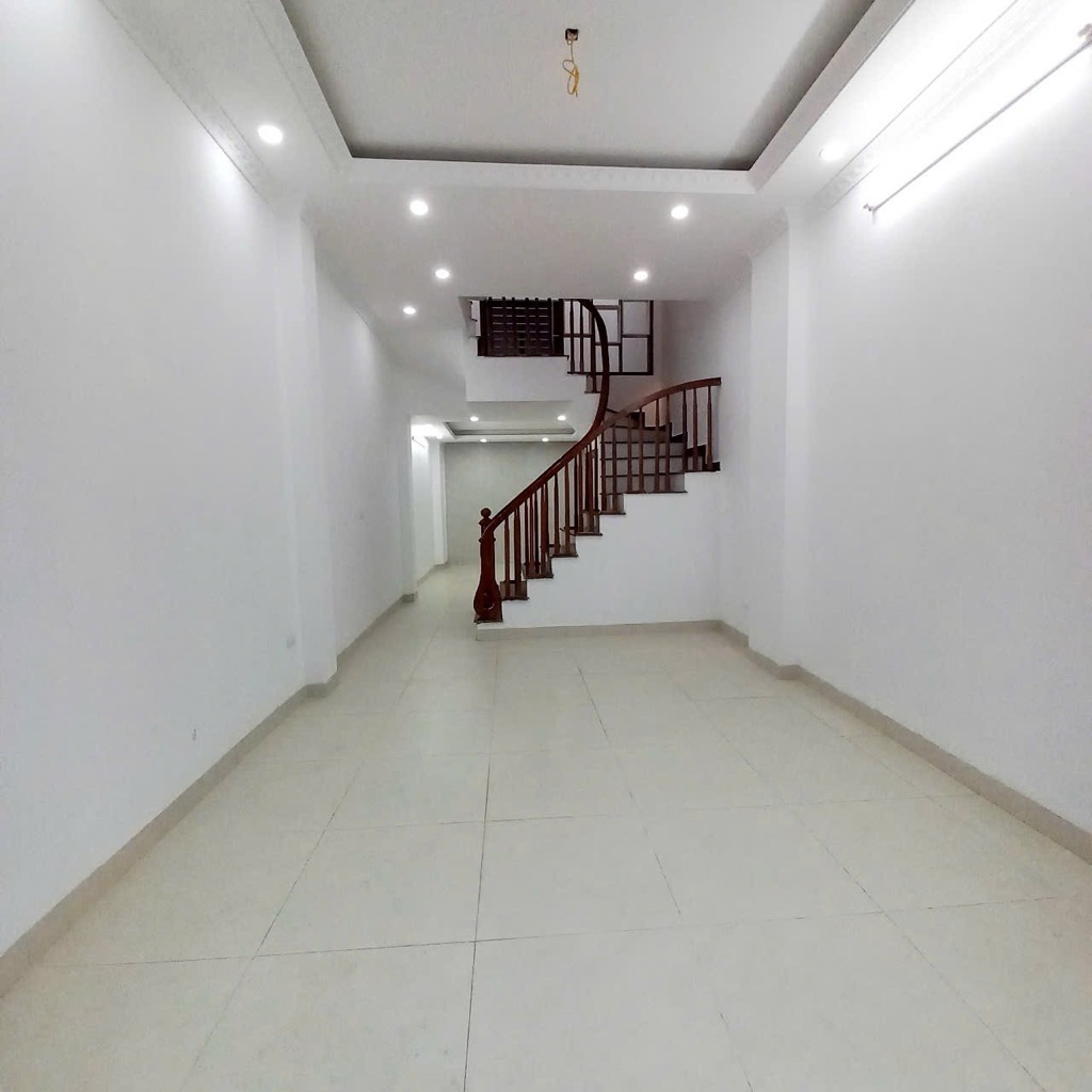 Nhà đẹp đón tết : duy nhất 1 căn 4 tầng , 50m2 nhinh 4tỷ ở vĩnh ninh vĩnh quỳnh, ô tô đỗ cửa