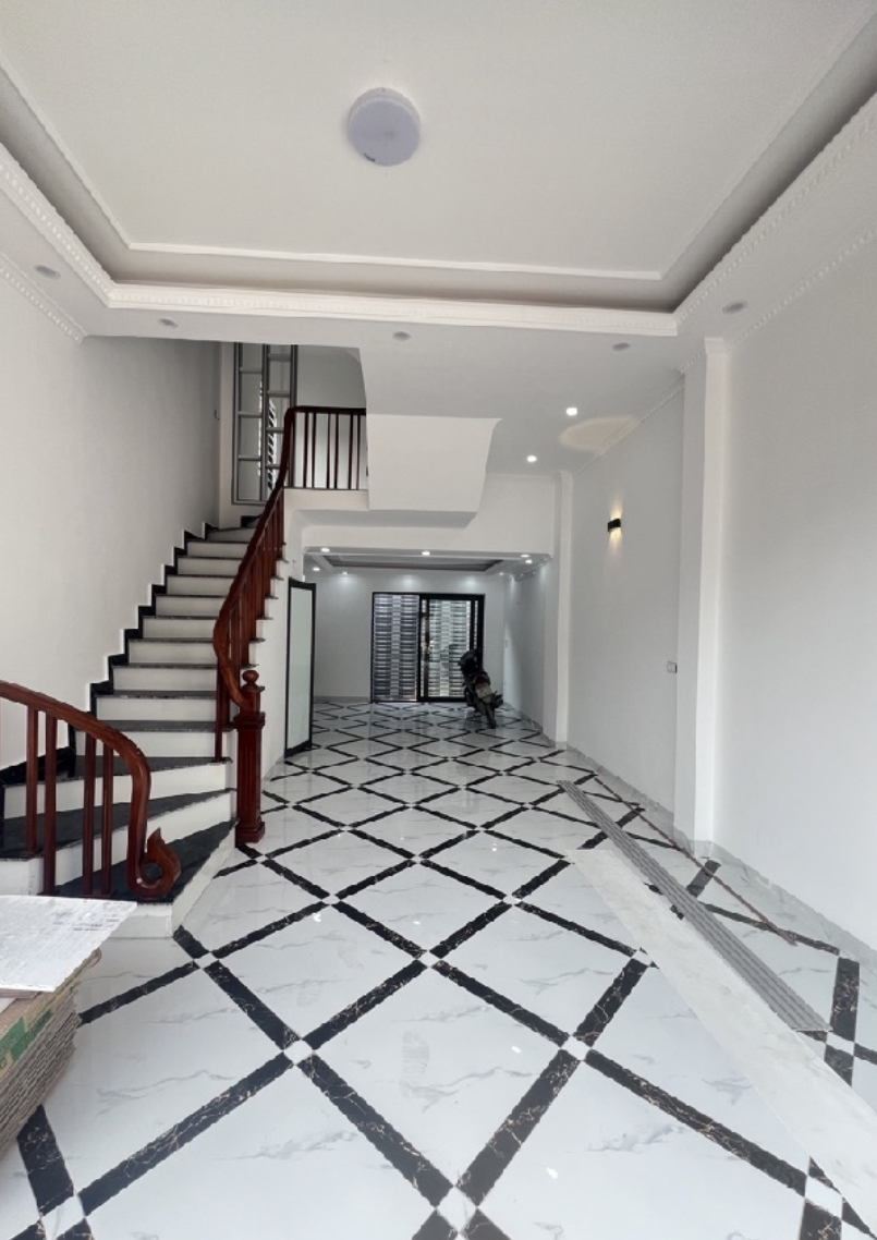 ĐẸP NHẤT TẢ THANH OAI -5 tầng Ô TÔ ĐỖ CỬA giá nhỉnh 4 tỷ