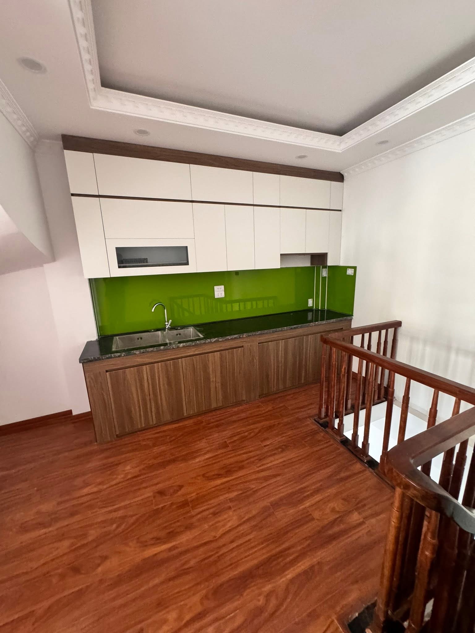 ĐẸP NHẤT TRUNG TÂM THANH TRÌ 5 tầng 44m Ô TÔ ĐỖ CỬA giá 5,95 tỷ