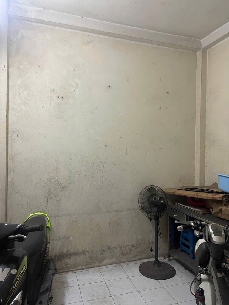 HƠN 6 TỶ CÓ NGAY NHÀ MẶT PHỐ-SÁT VÁCH CÔNG VIÊN BÁCH THẢO