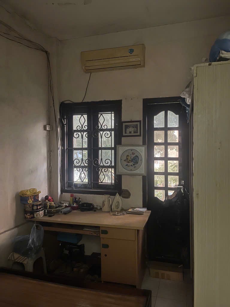 HƠN 6 TỶ CÓ NGAY NHÀ MẶT PHỐ-SÁT VÁCH CÔNG VIÊN BÁCH THẢO