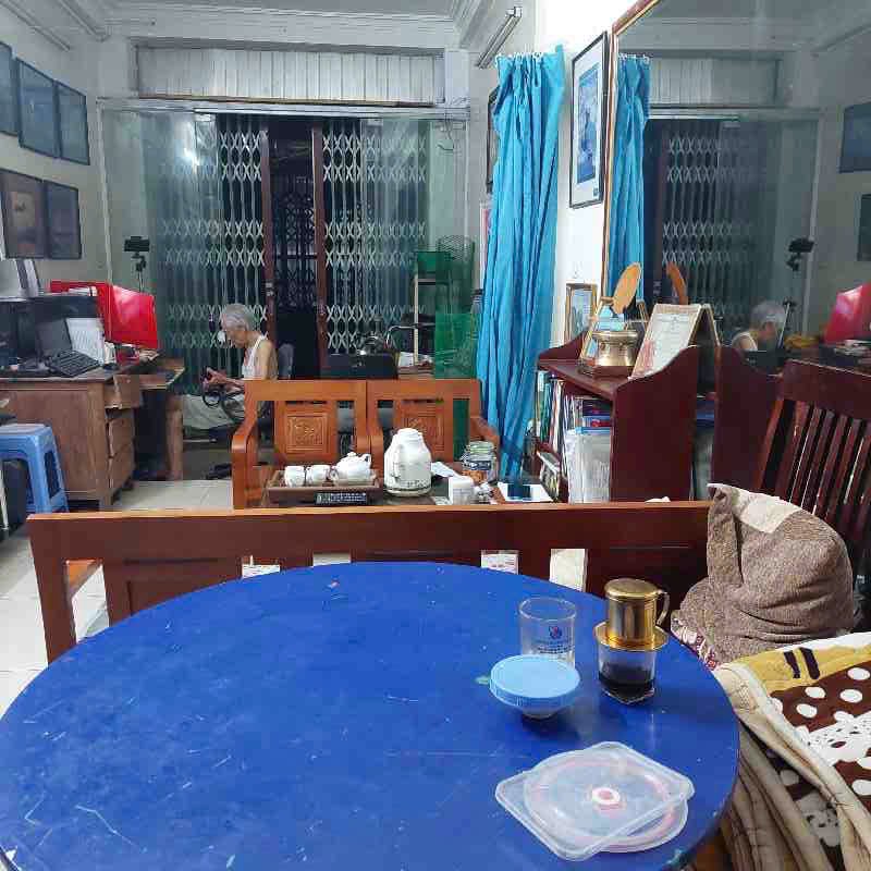 CHỦ CẦN BÁN GẤP NHÀ Ở NGỌC KHÁNH-ĐÁT VUÔNG VẮN NHƯ TỜ A4