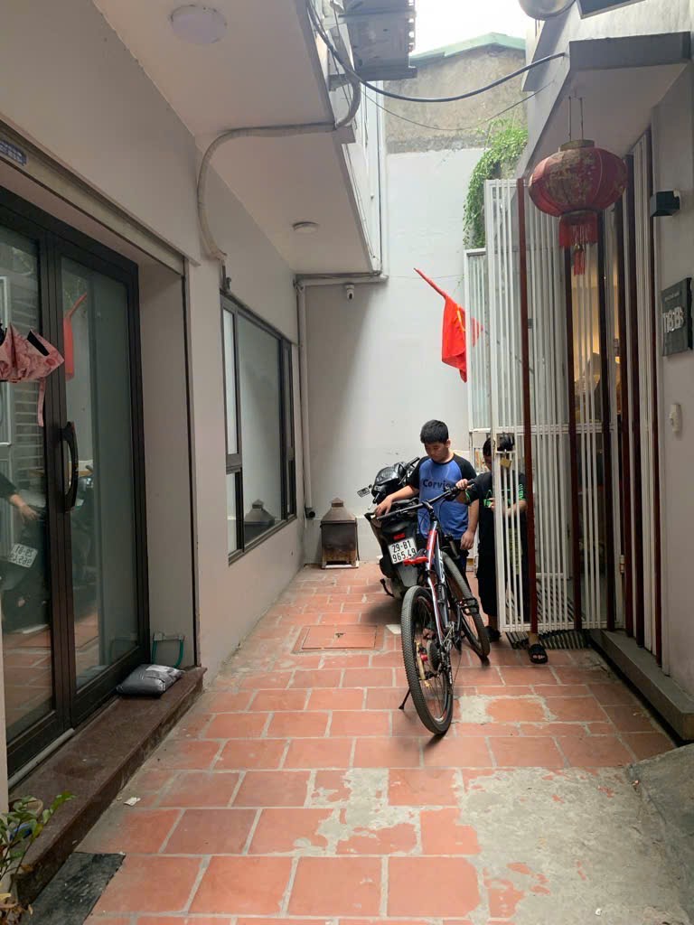 NGÕ Ô TÔ - 1 BƯỚC RA PHỐ VIP BA ĐÌNH