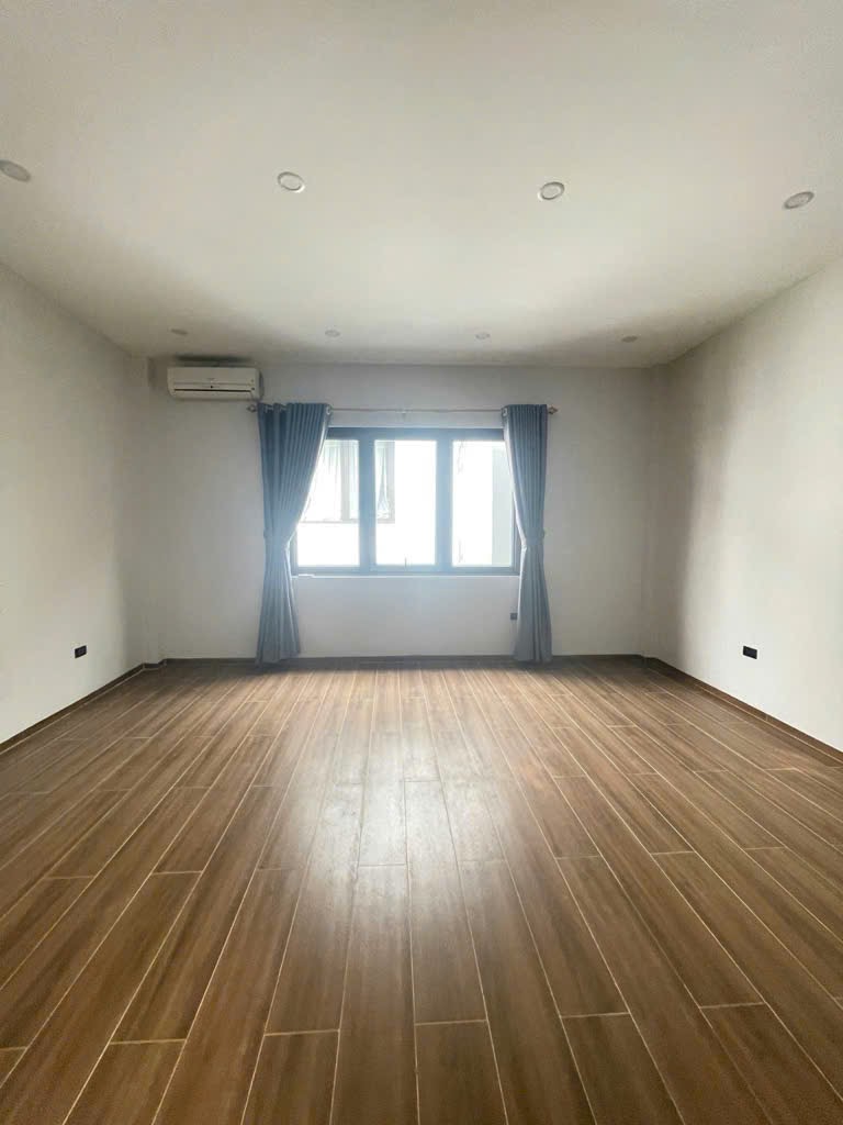 NGÕ Ô TÔ - 1 BƯỚC RA PHỐ VIP BA ĐÌNH