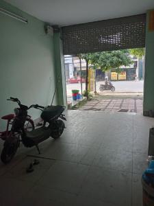 BÁN NHÀ MẶT PHỐ QUỐC LỘ 32 - KINH DOANH - GARA Ô TÔ