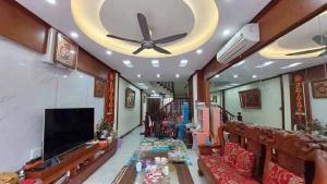Nhà Đông Ngạc thoáng sáng 61m², nhỉnh 7 tỷ có sổ đỏ chính chủ